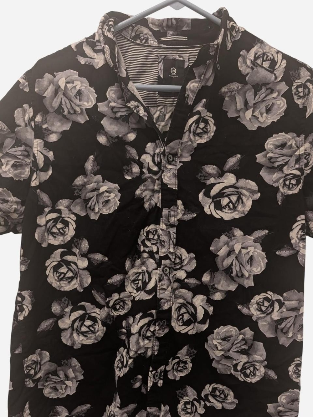 Men's Black Floral Short-Sleeve Button-Down Shirt by